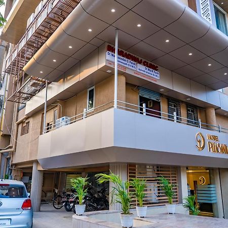 Hotel Pleasant Lake Ahmedabad Exterior photo